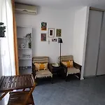 Morska Garsonjera